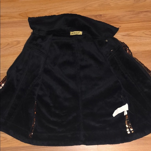 Jacket - Picture 4 of 4